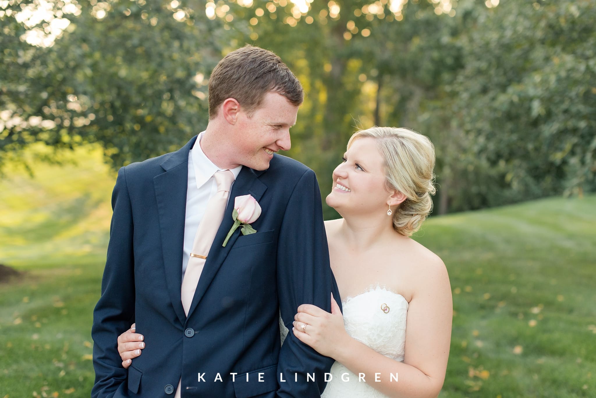 Des Moines Wedding Photographer