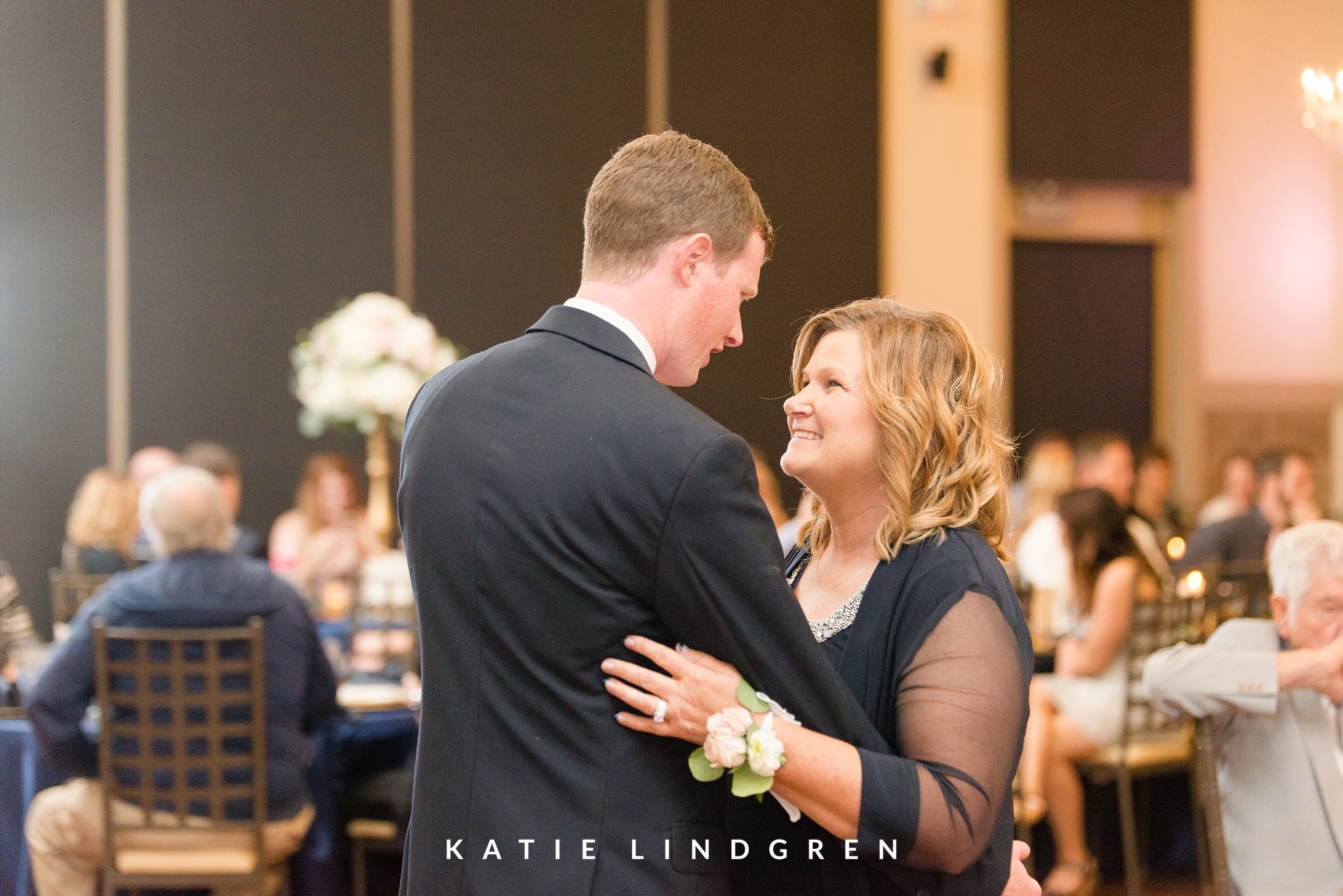 Des Moines Wedding Photographer
