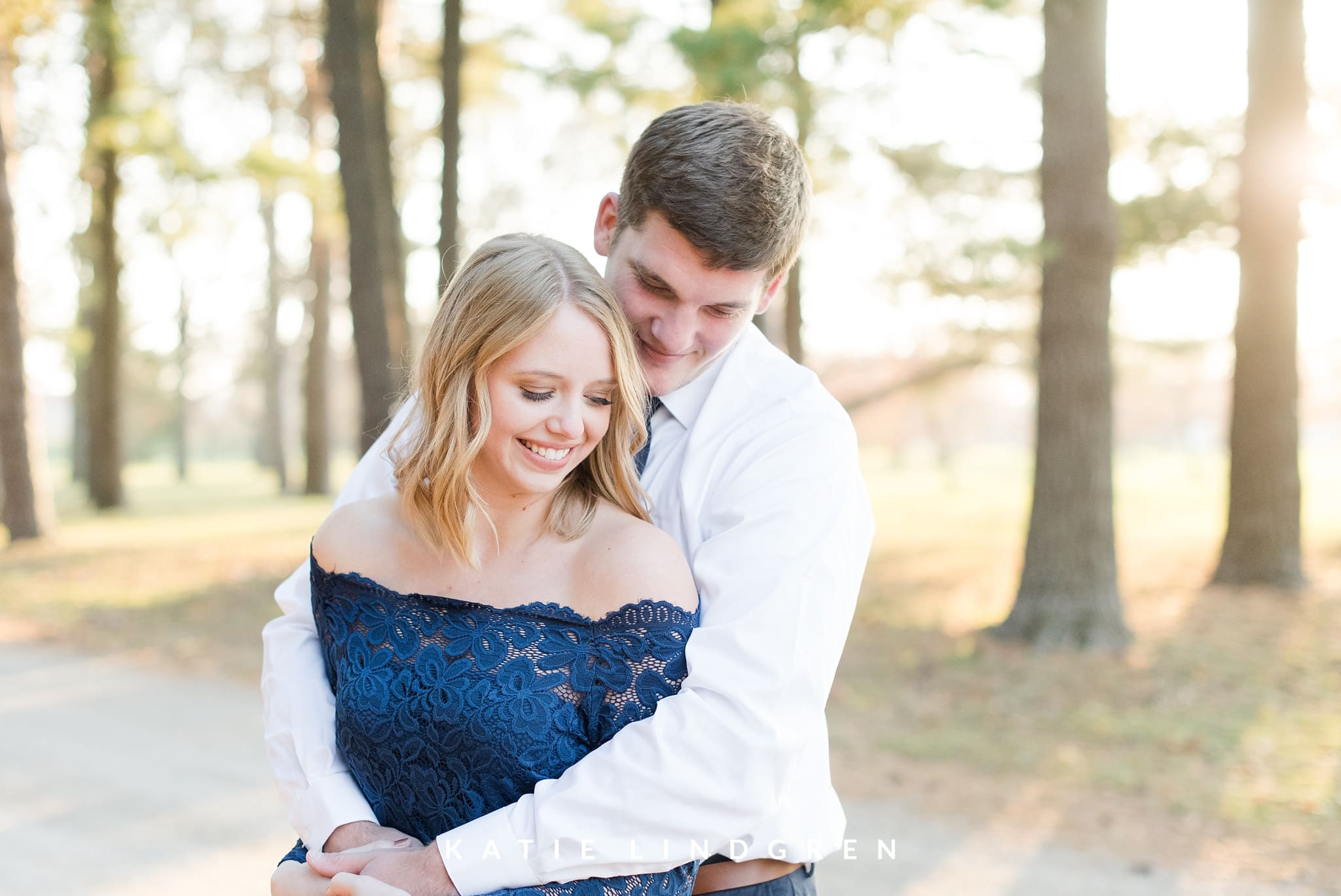 Des Moines Fall Engagement Session