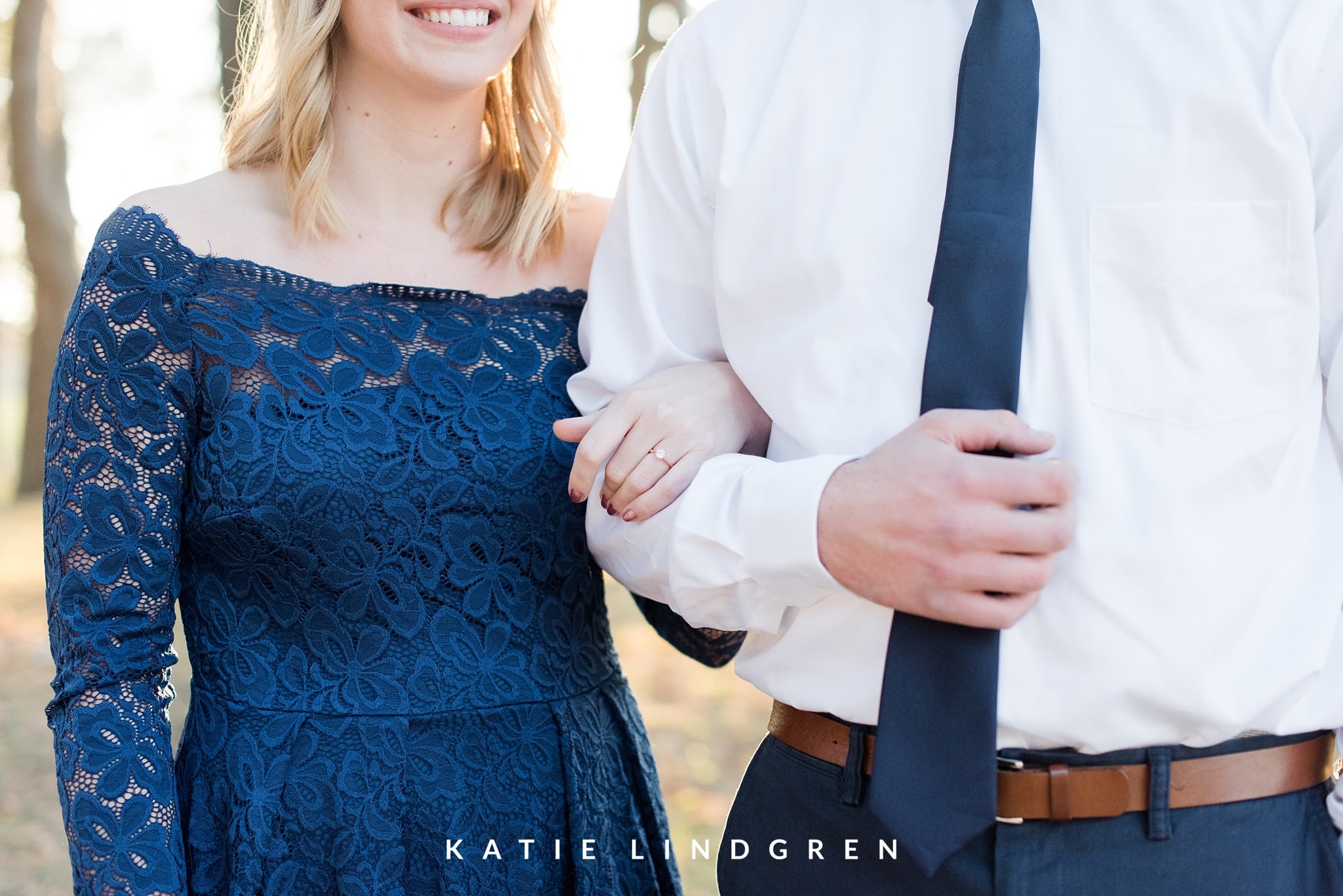 Des Moines Fall Engagement Session