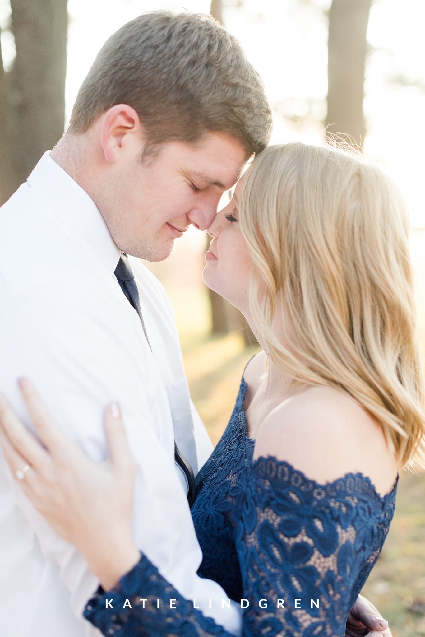 Des Moines Fall Engagement Session