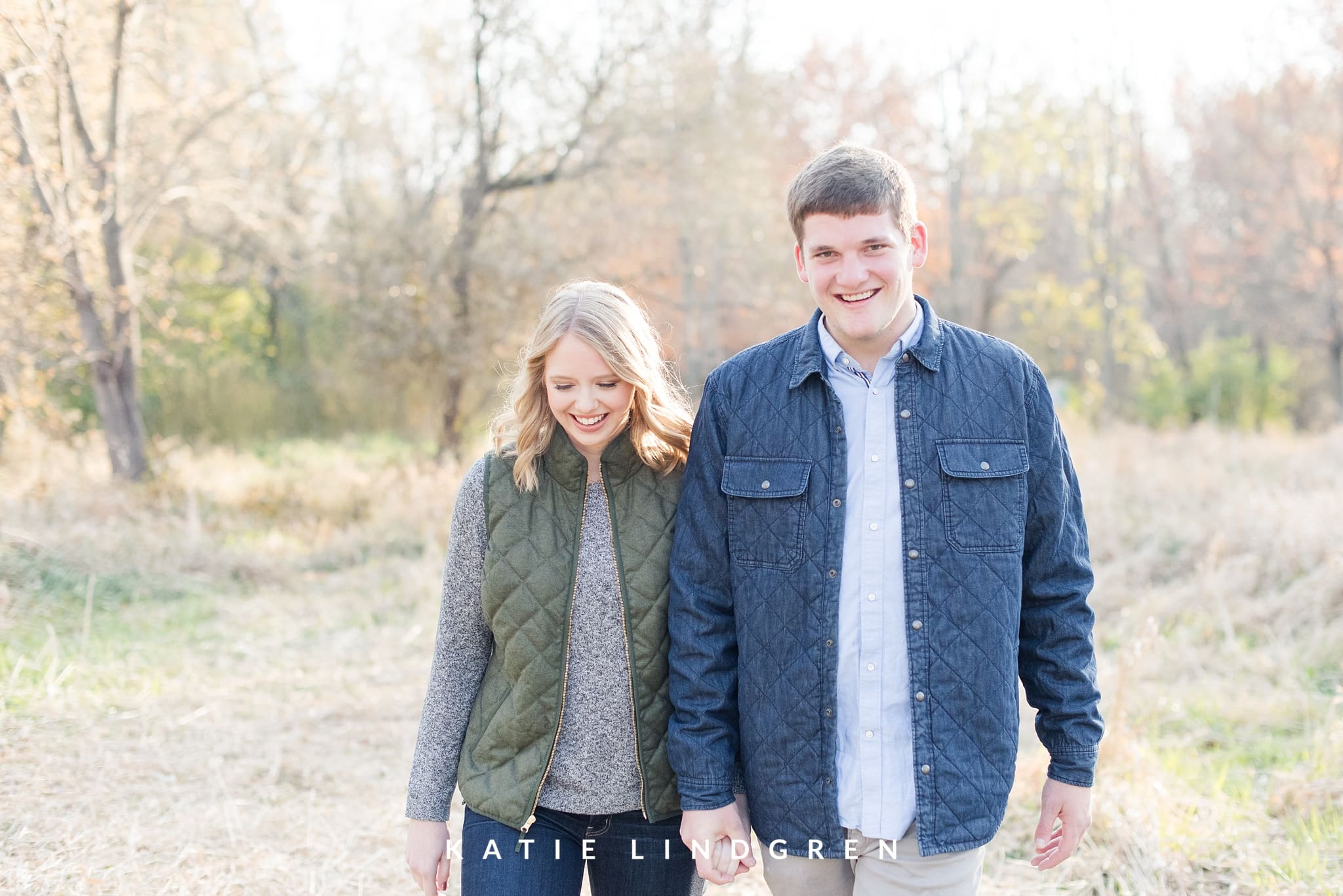 Des Moines Fall Engagement Session