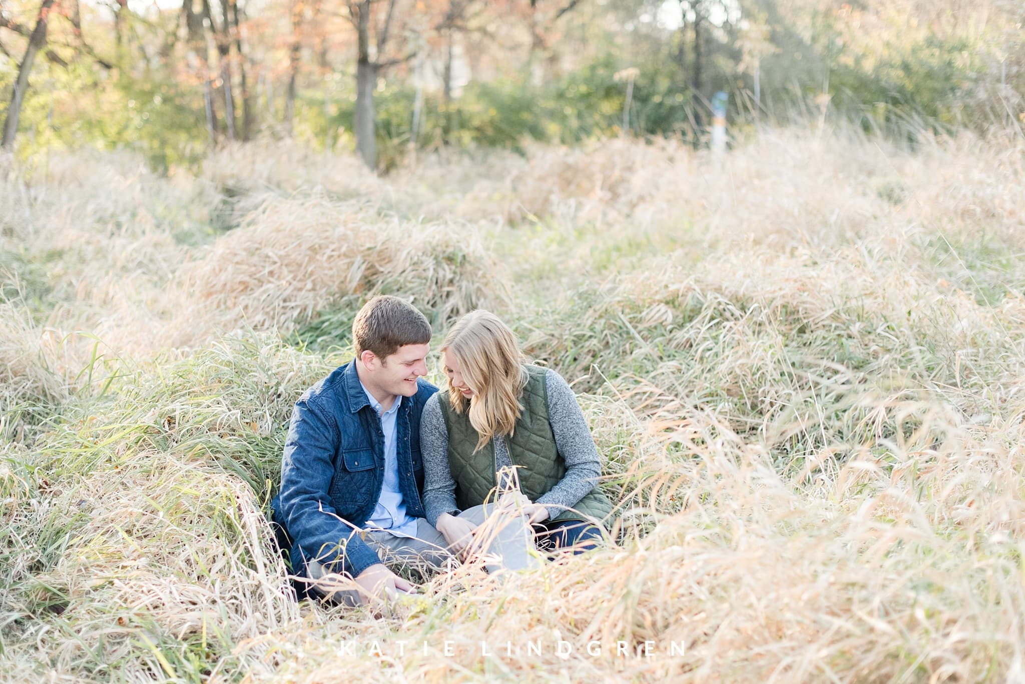 Des Moines Fall Engagement Session