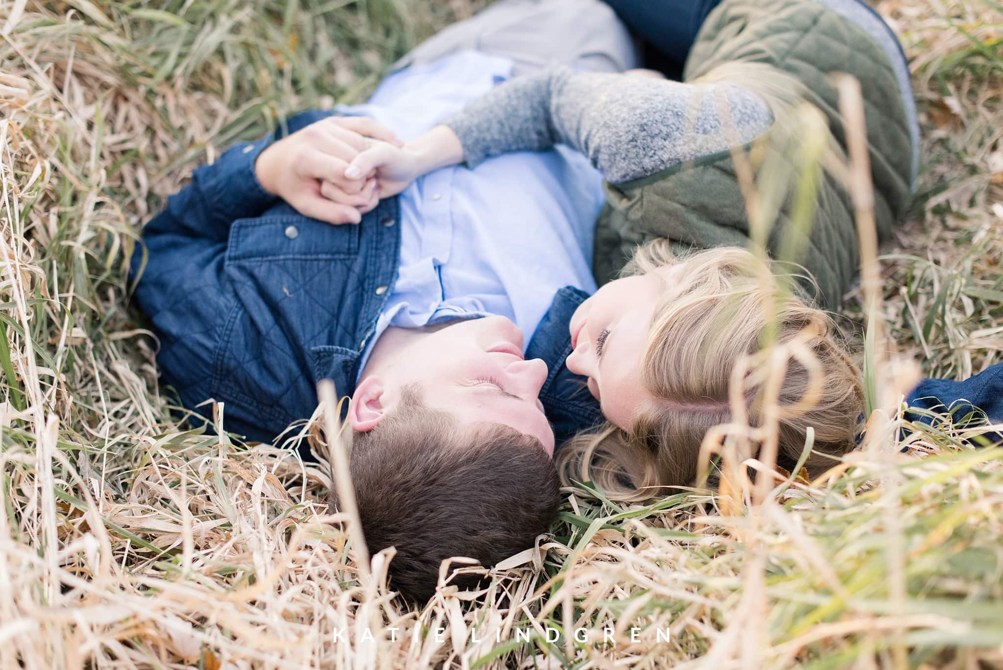 Des Moines Fall Engagement Session