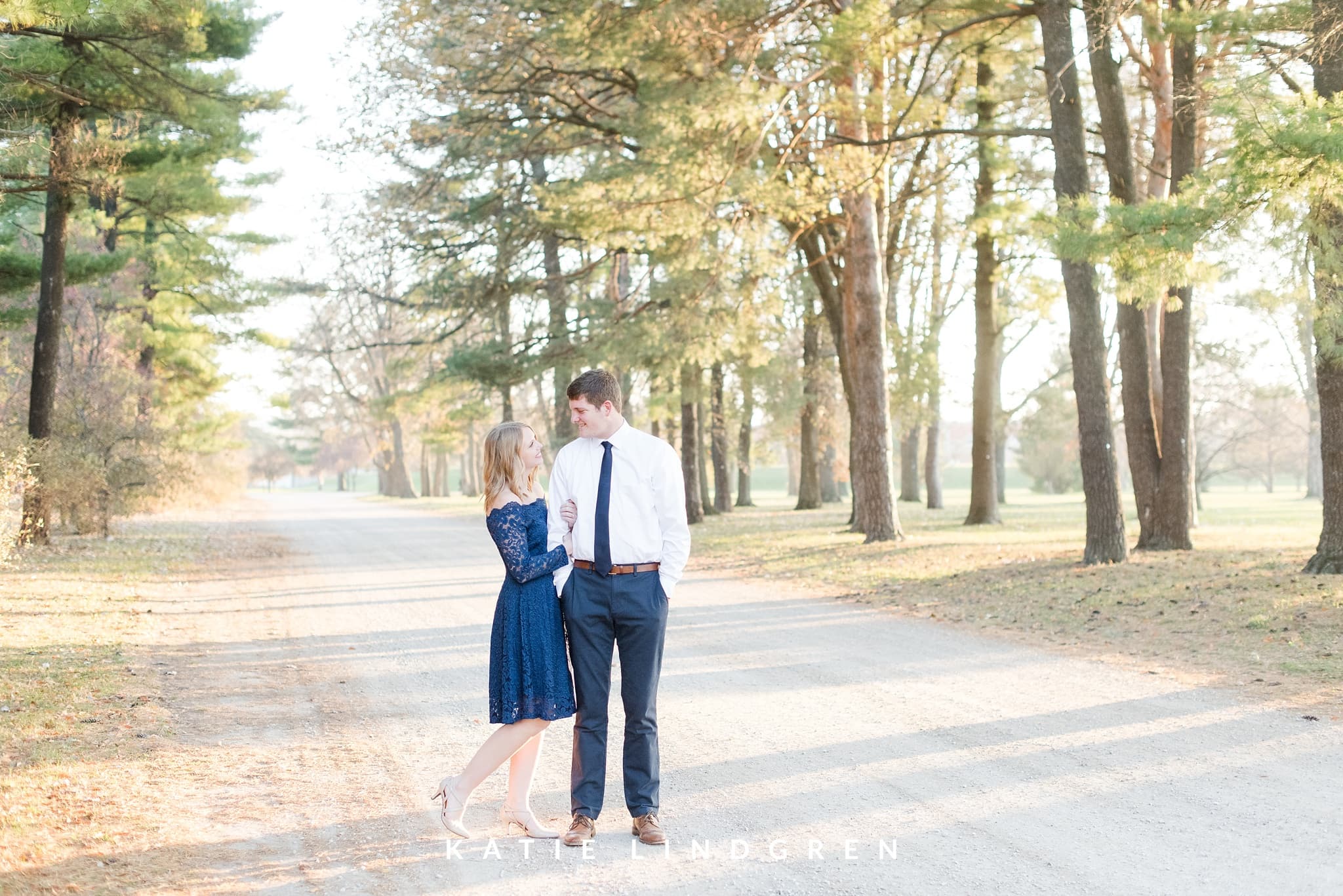 Des Moines Fall Engagement Session