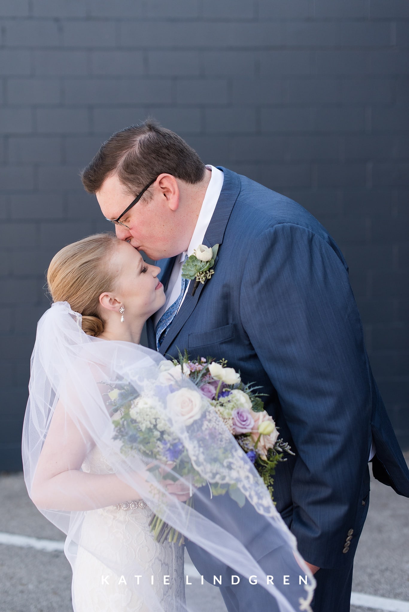Des Moines Wedding Photographer