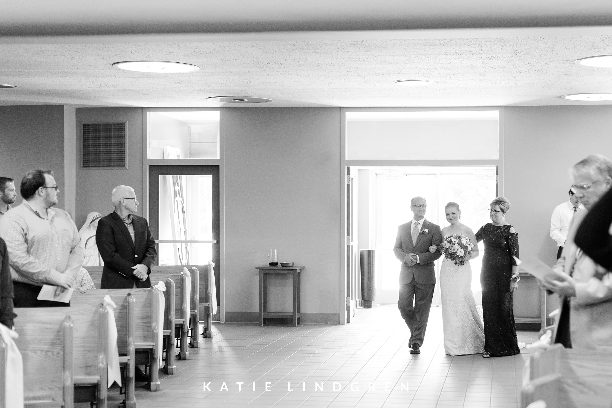 Des Moines Wedding Photographer