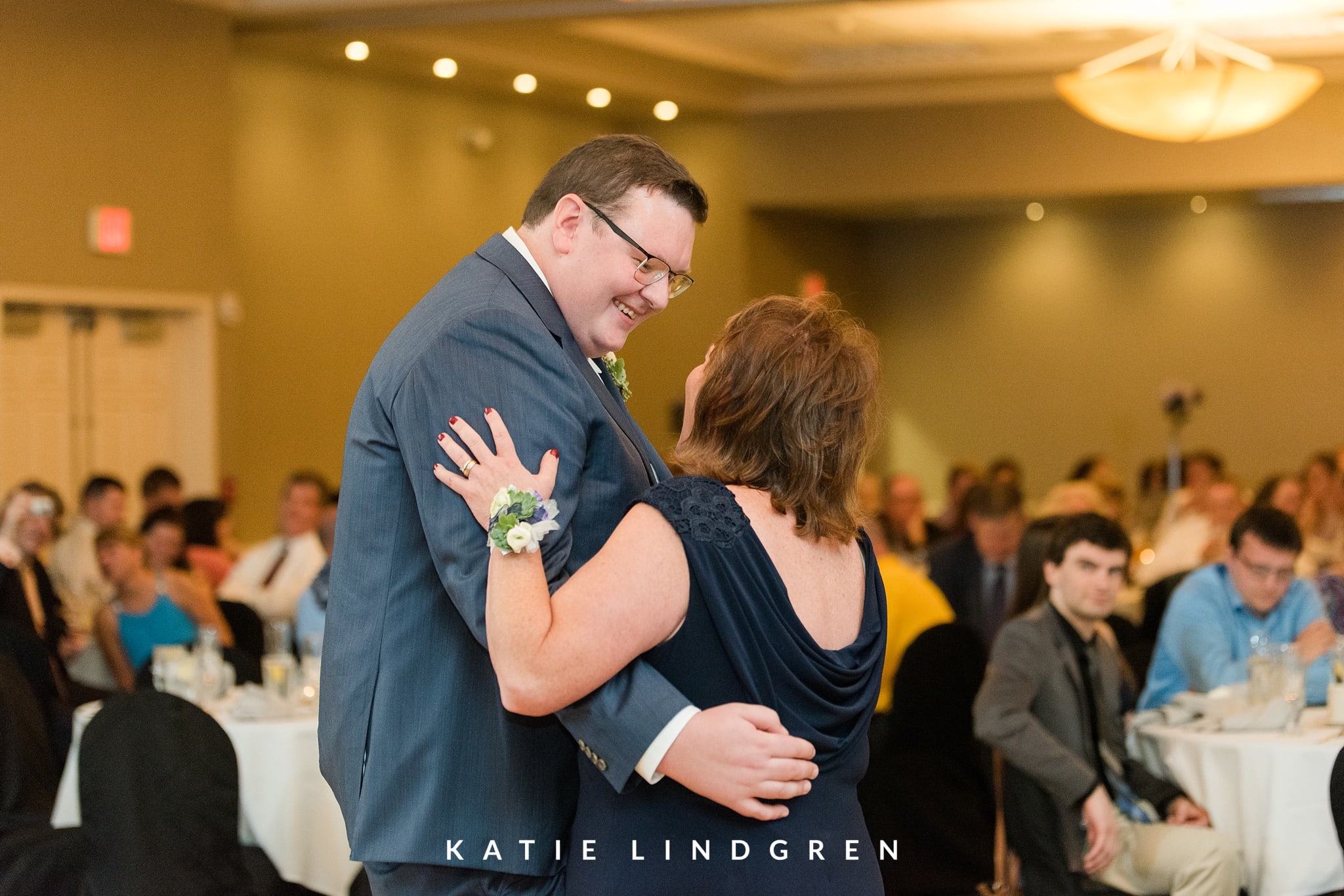 Des Moines Wedding Photographer