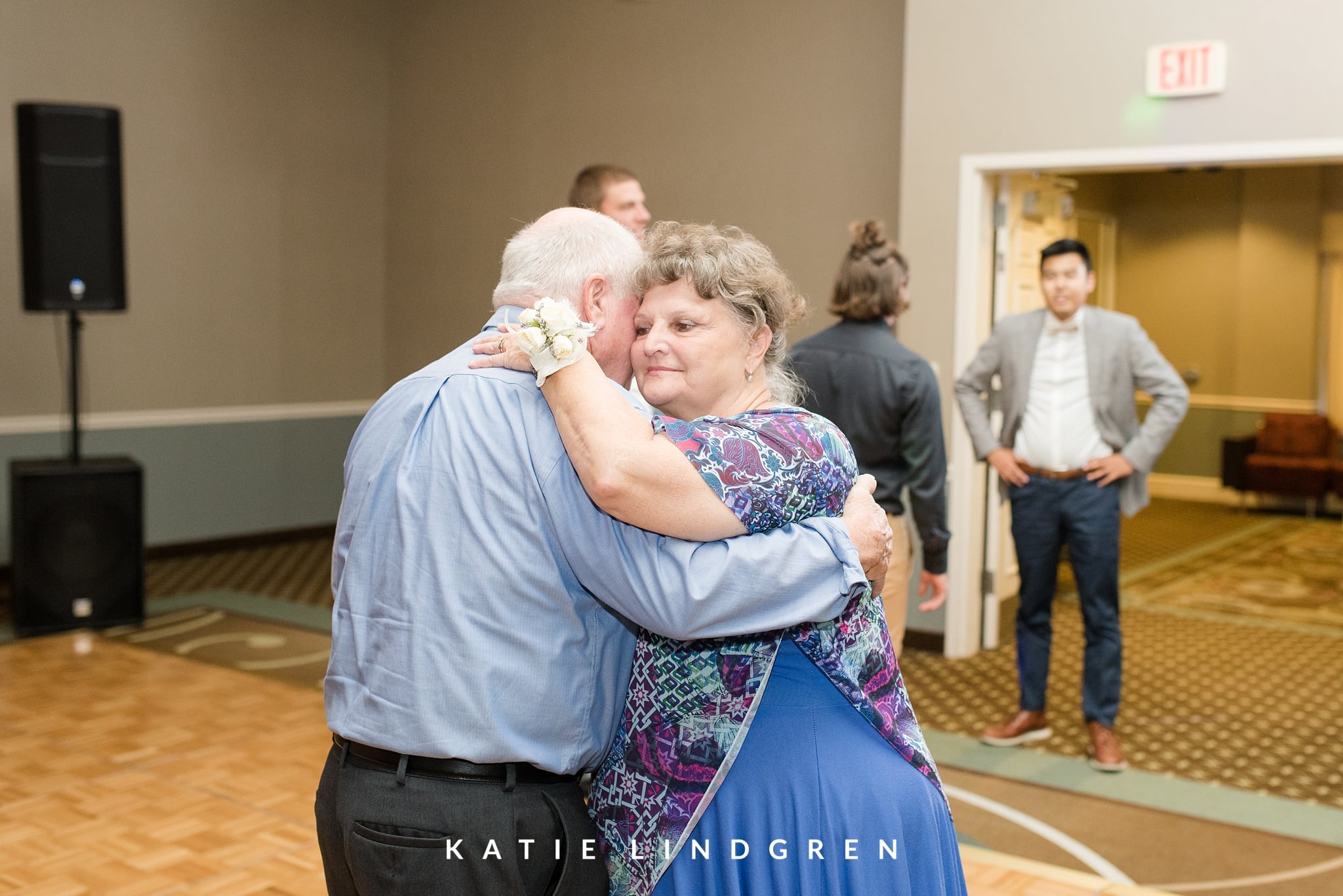 Des Moines Wedding Photographer