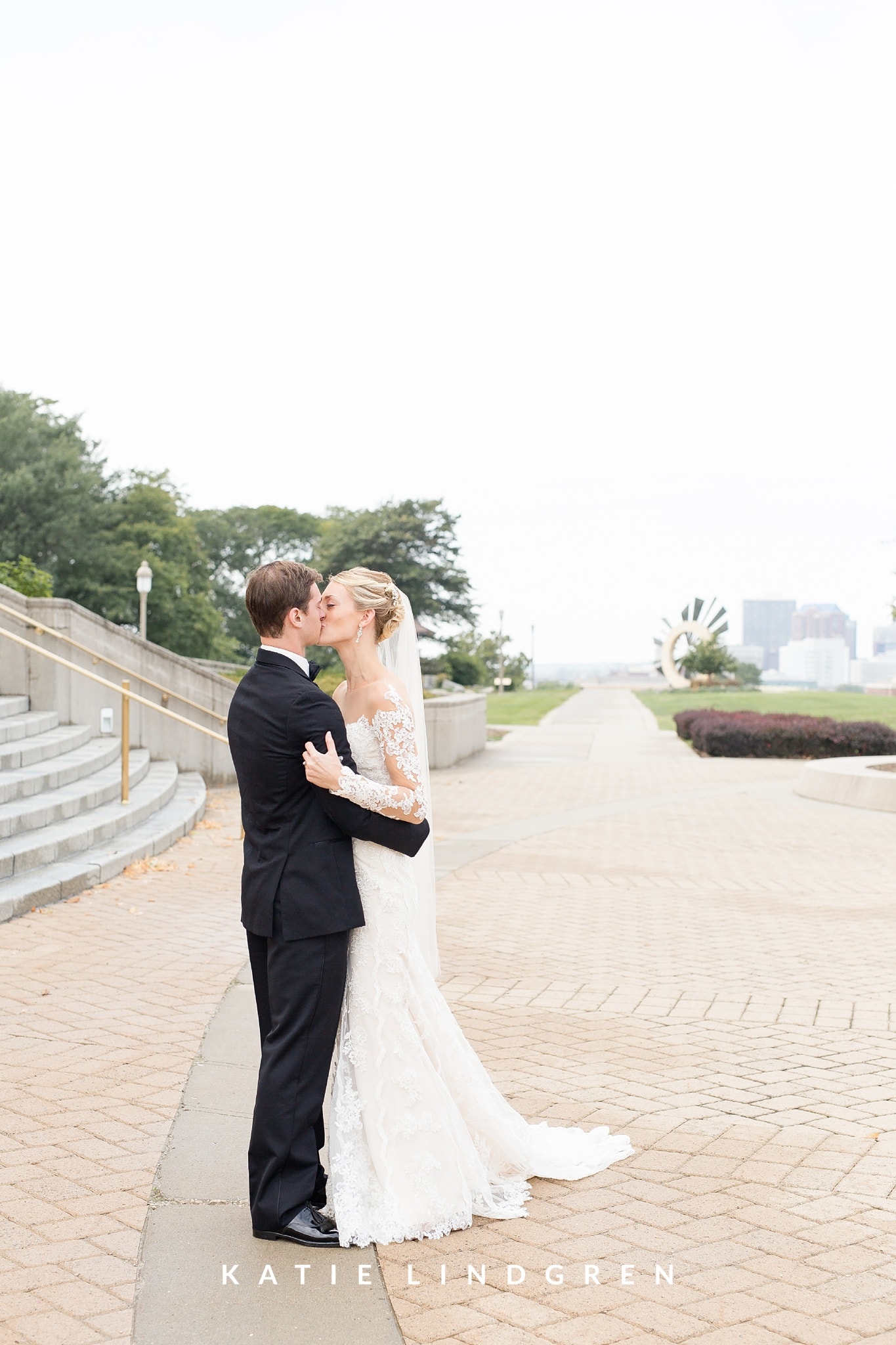 Downtown Des Moines Wedding