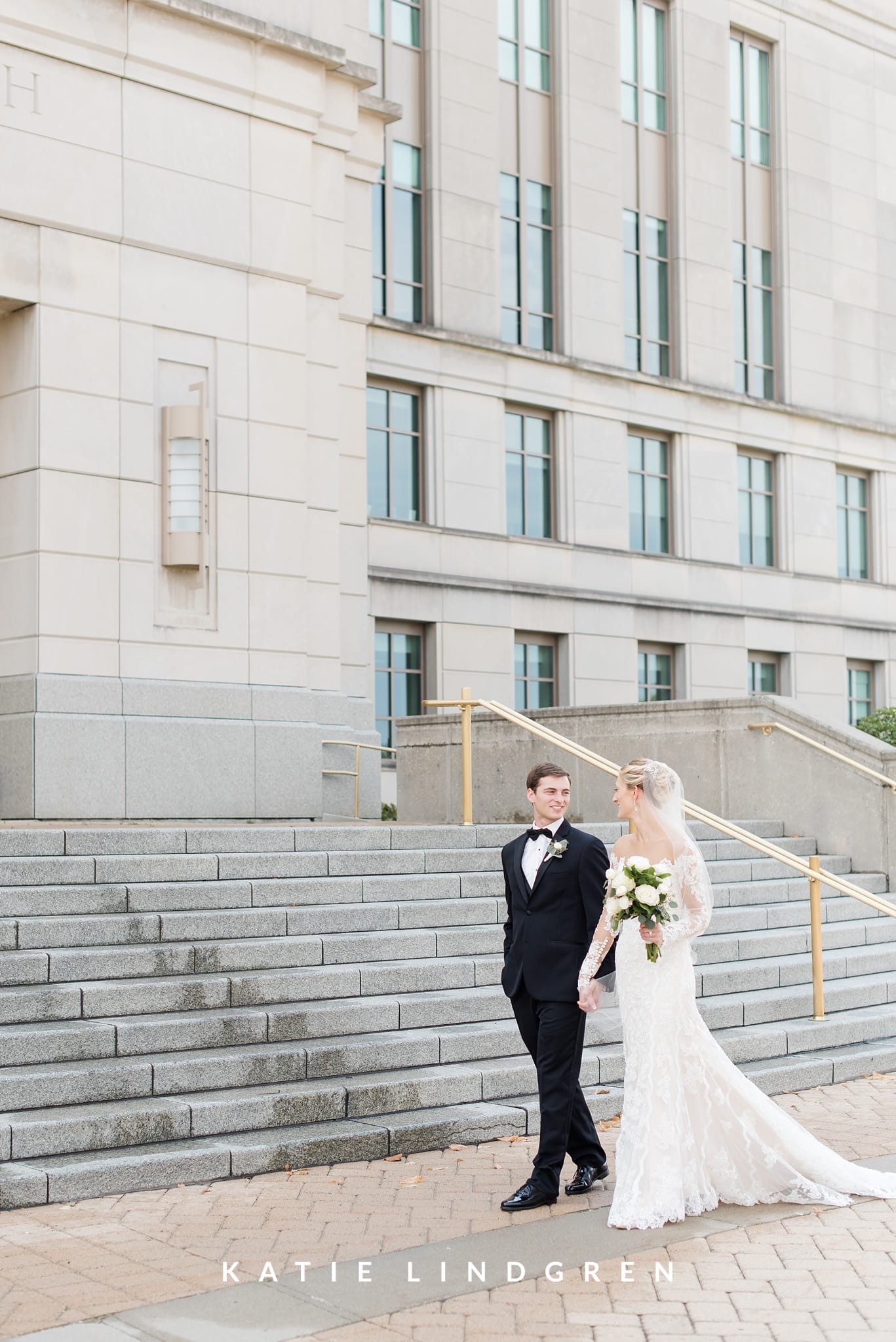 Downtown Des Moines Wedding