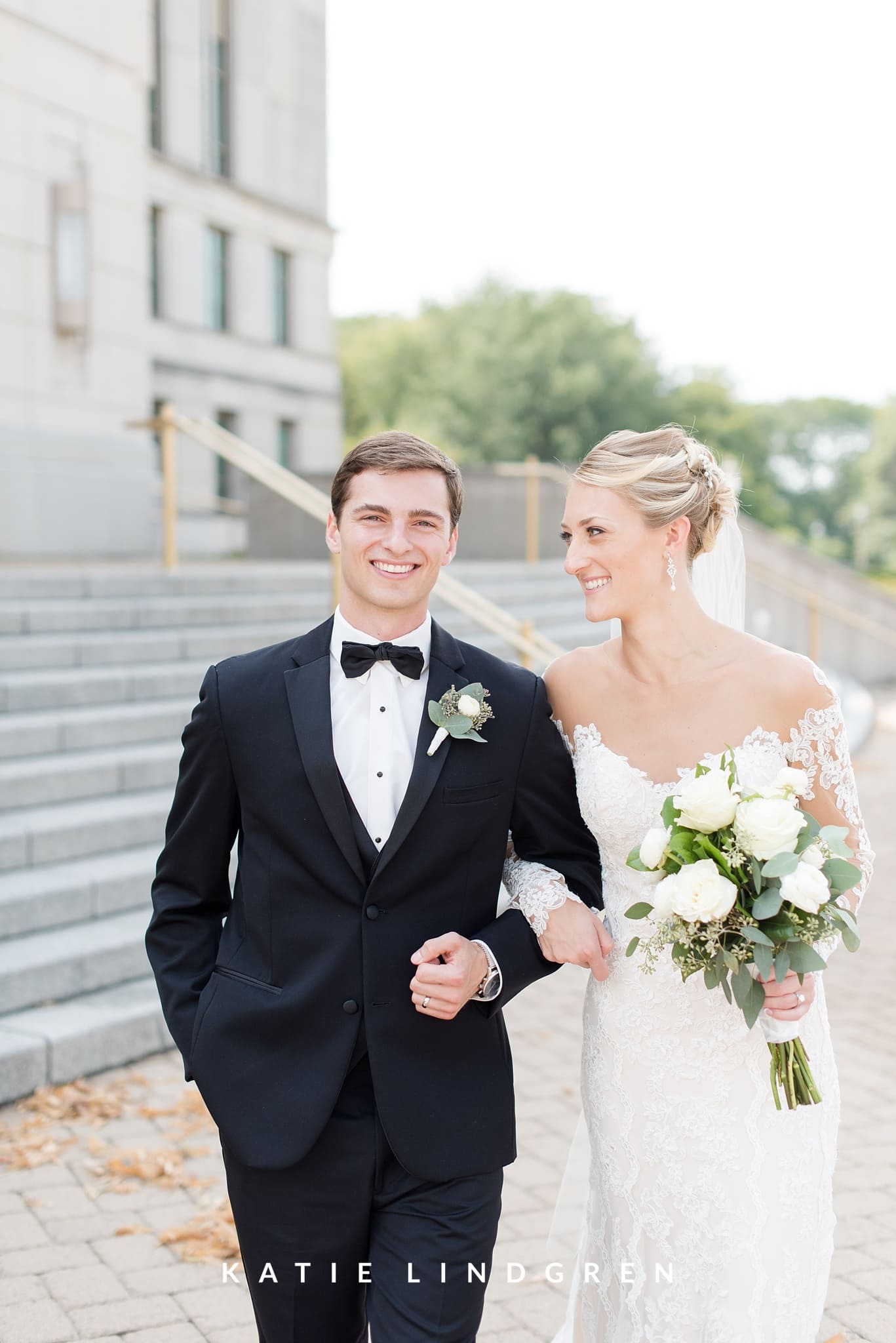 Downtown Des Moines Wedding