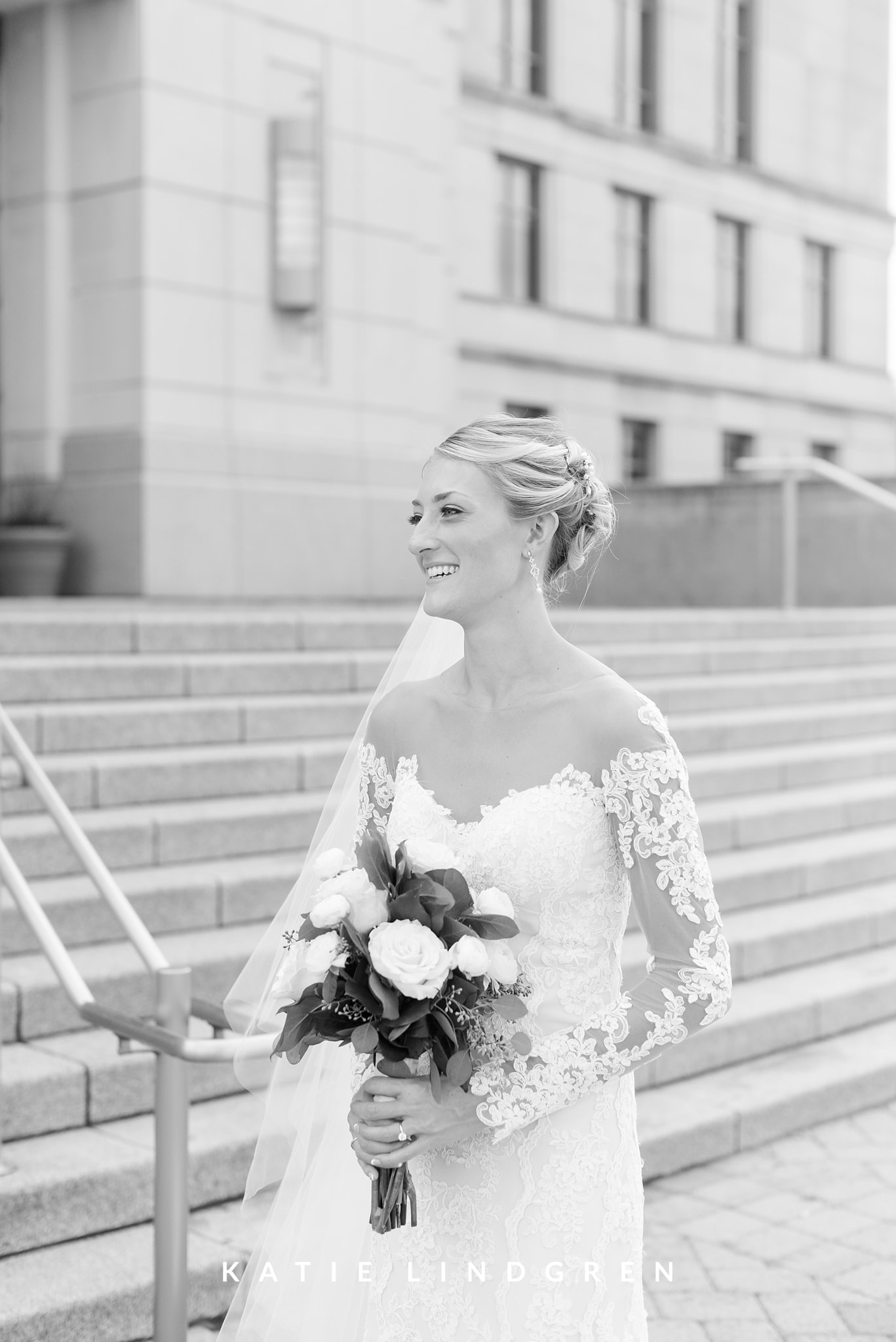 Downtown Des Moines Wedding