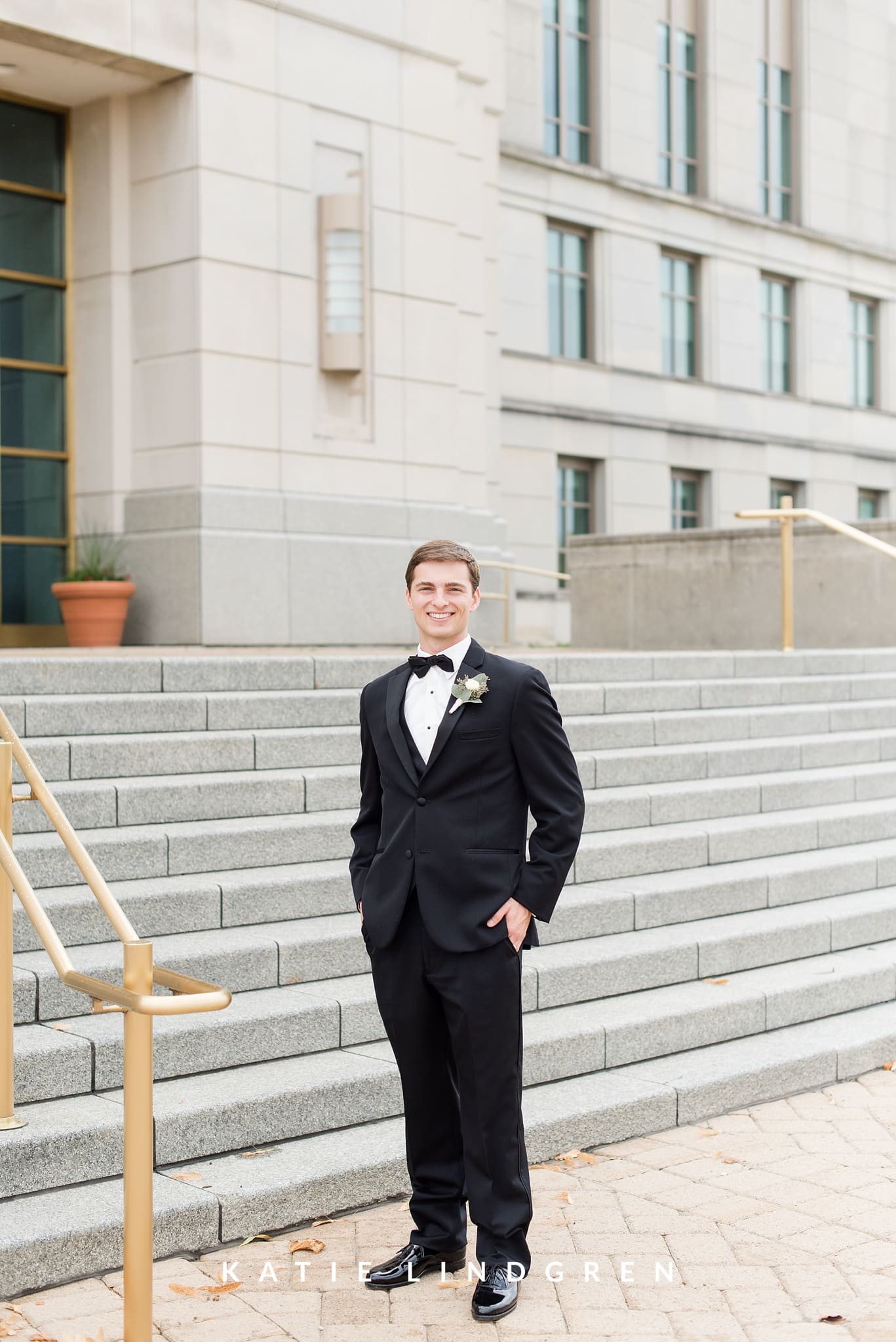 Downtown Des Moines Wedding