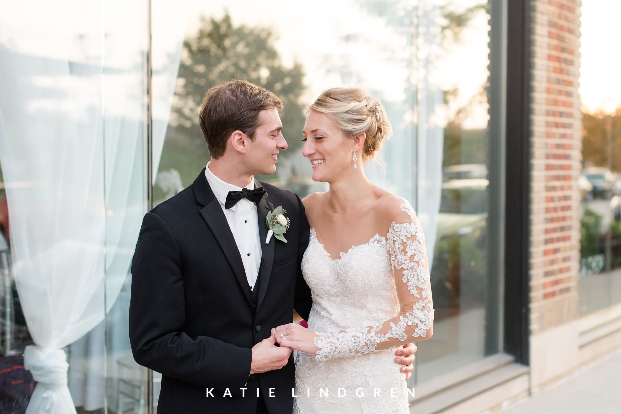 Downtown Des Moines Wedding
