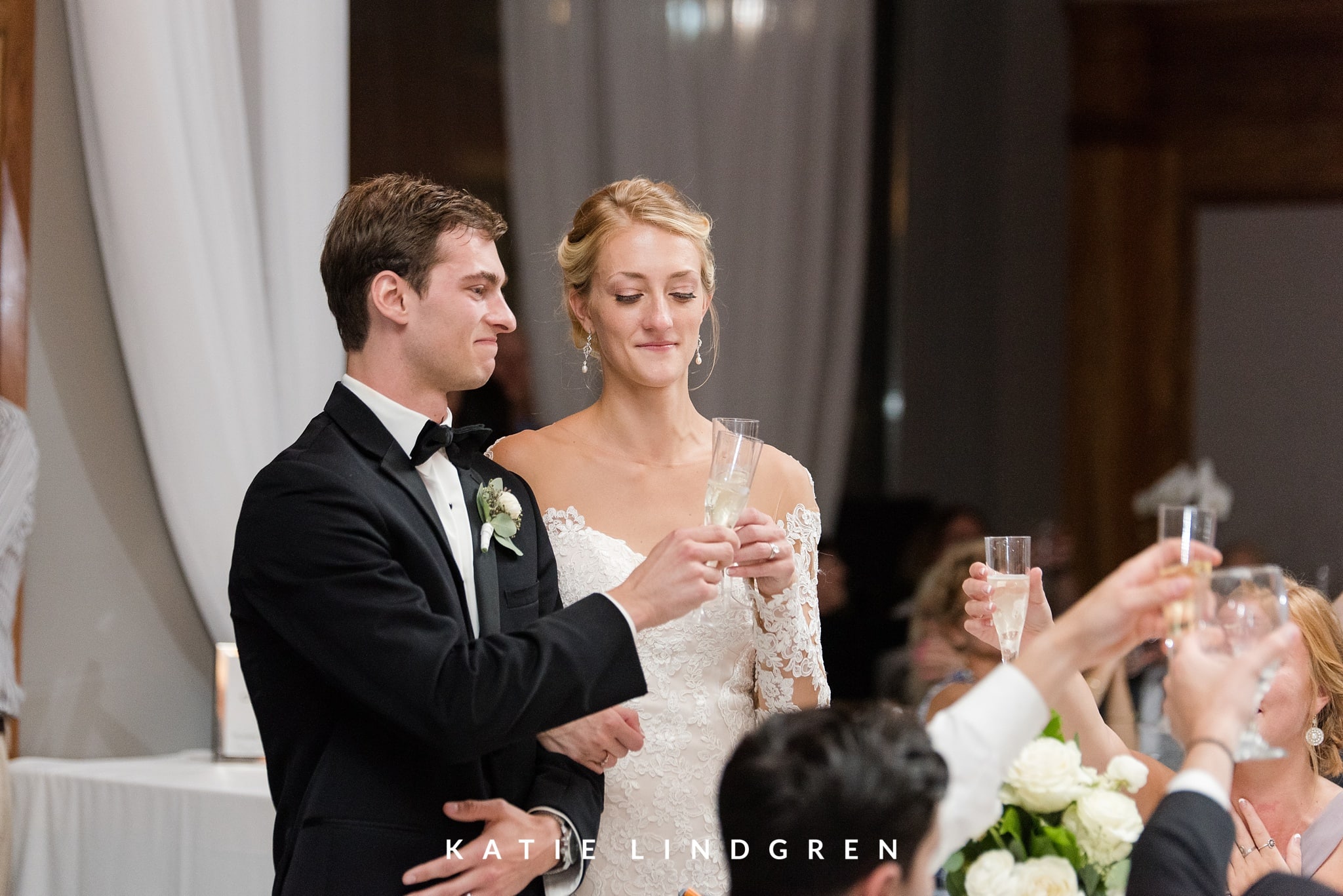 Downtown Des Moines Wedding