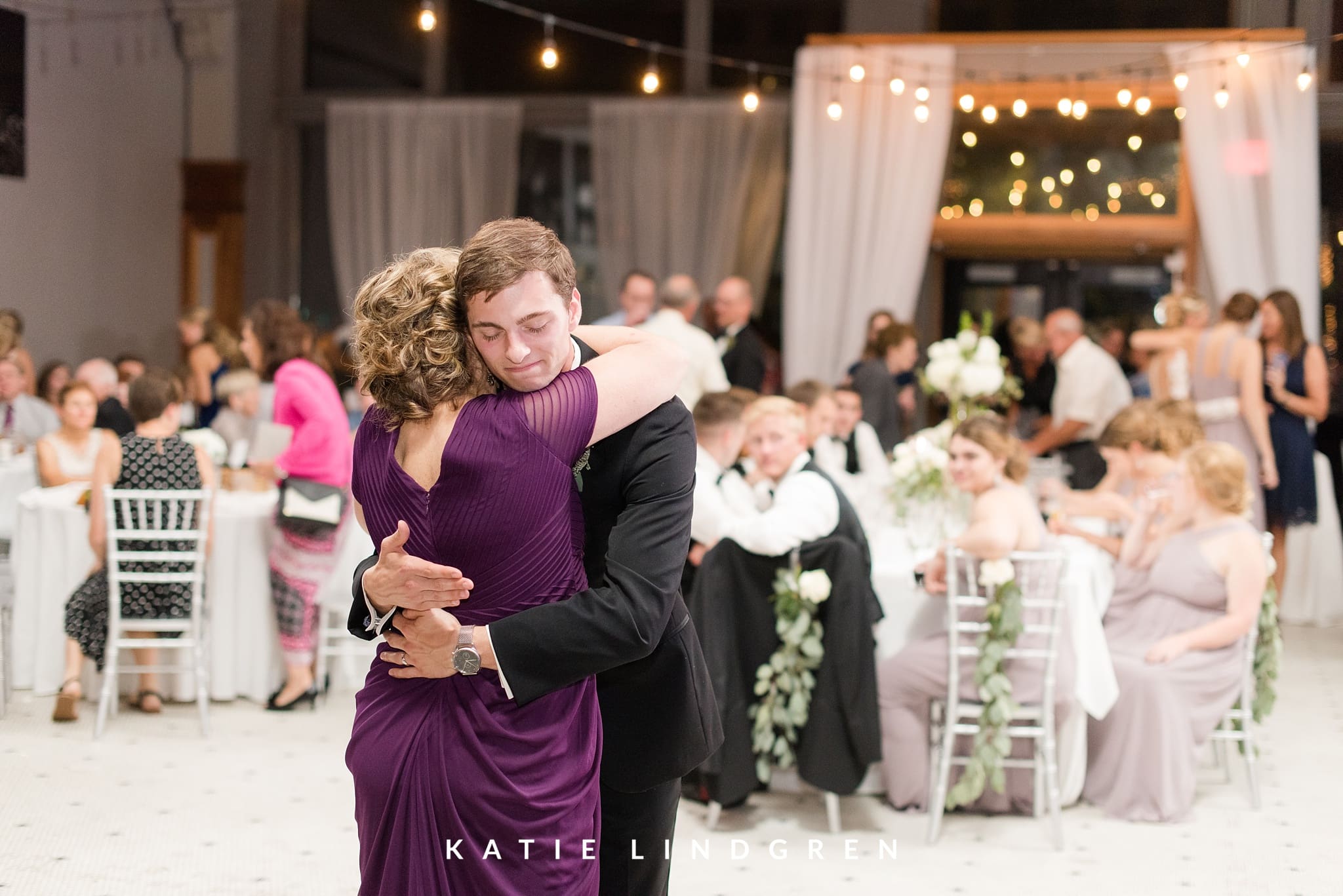 Downtown Des Moines Wedding