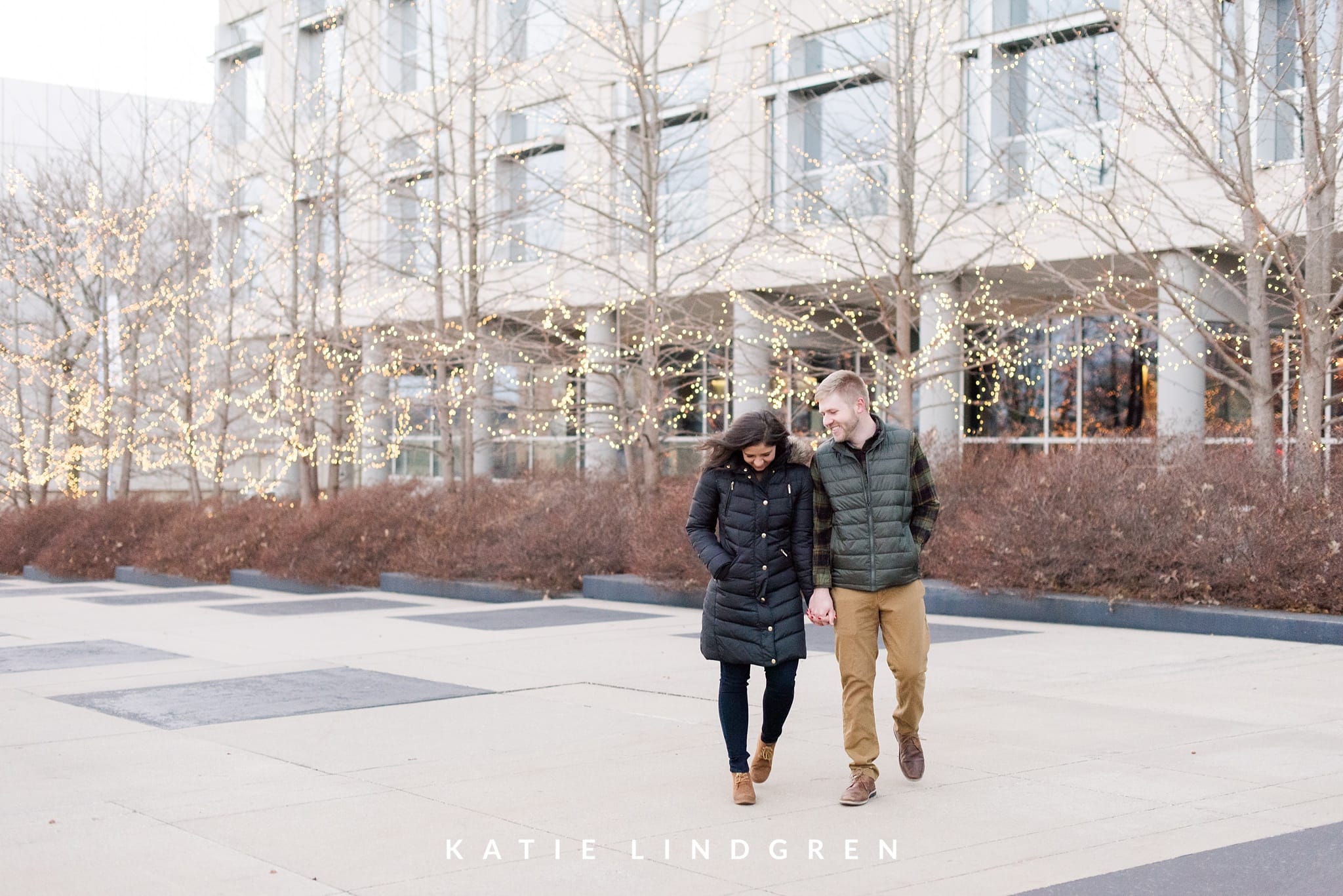 Downtown Des Moines Engagement Session