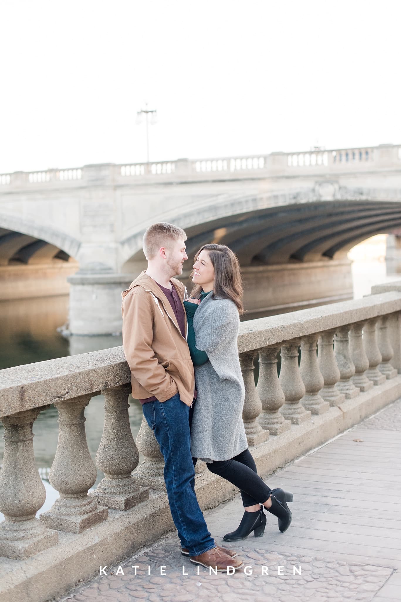 Downtown Des Moines Engagement Session