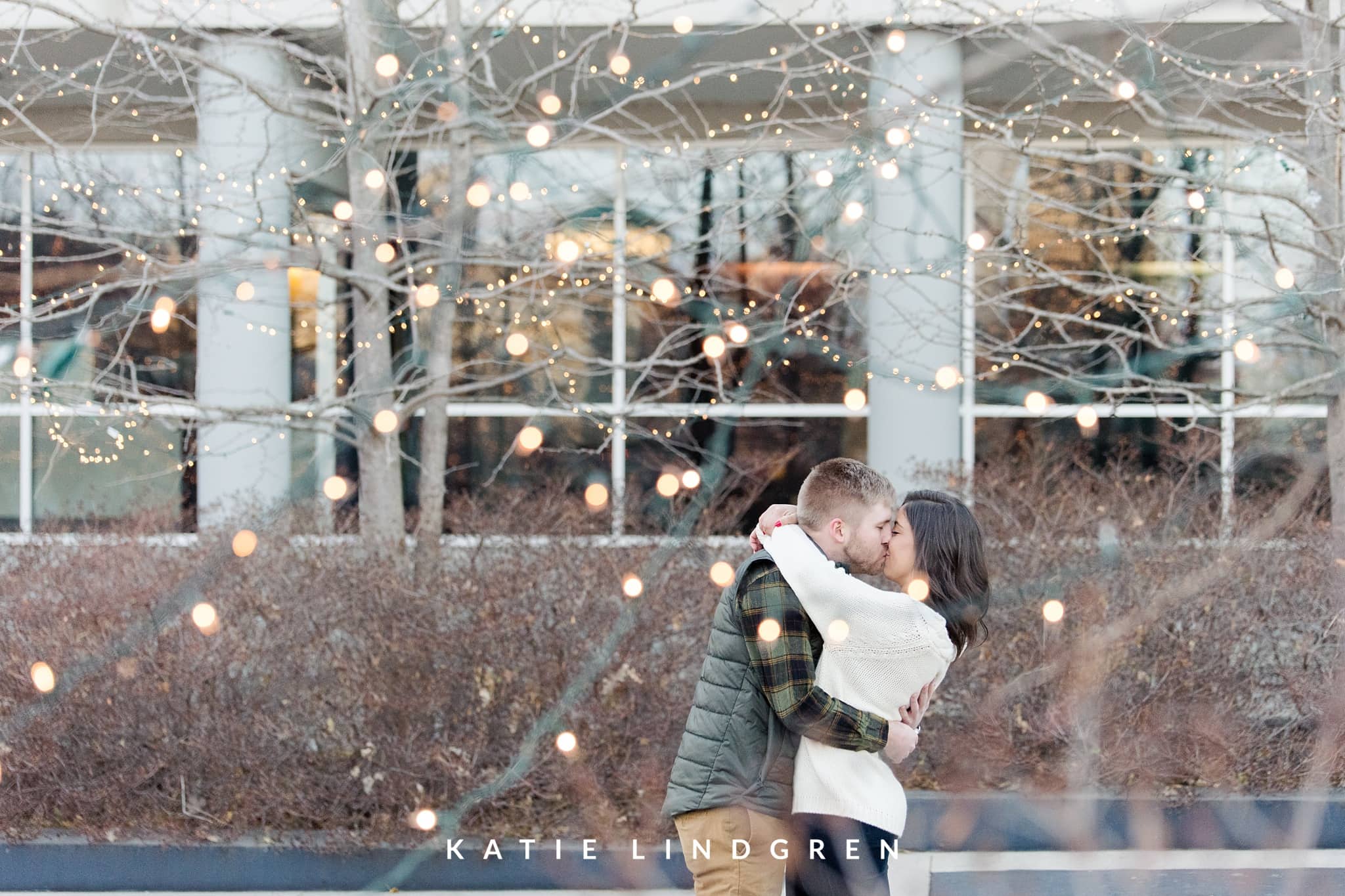 Downtown Des Moines Engagement Session