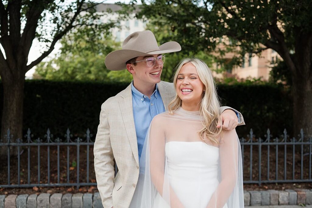 Late Summer Des Moines Engagement Session - Katie Lindgren Photography