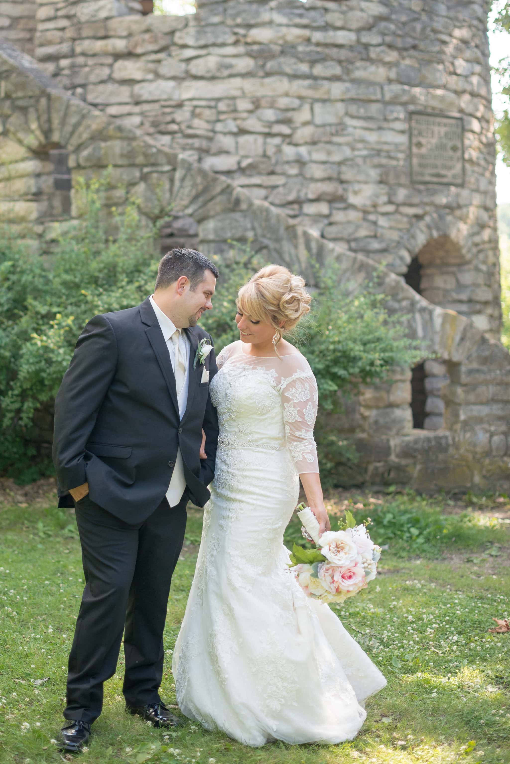 Lauren & Ryan | Winterset Iowa Wedding Photographer