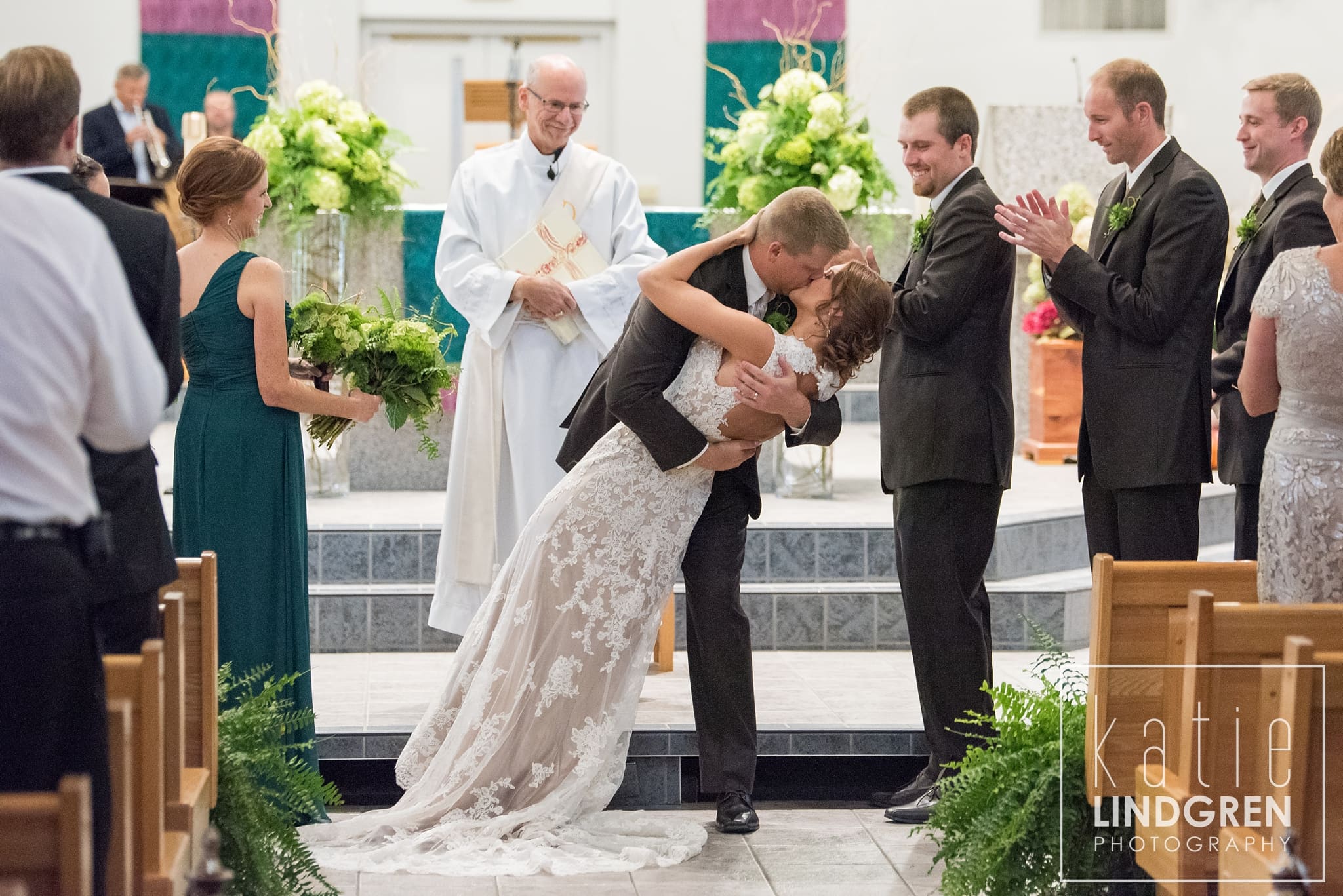 Des Moines Wedding Photographer