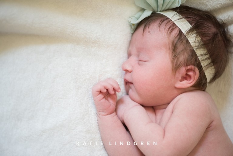 Mae Allyn | Lifestyle Newborn Photography