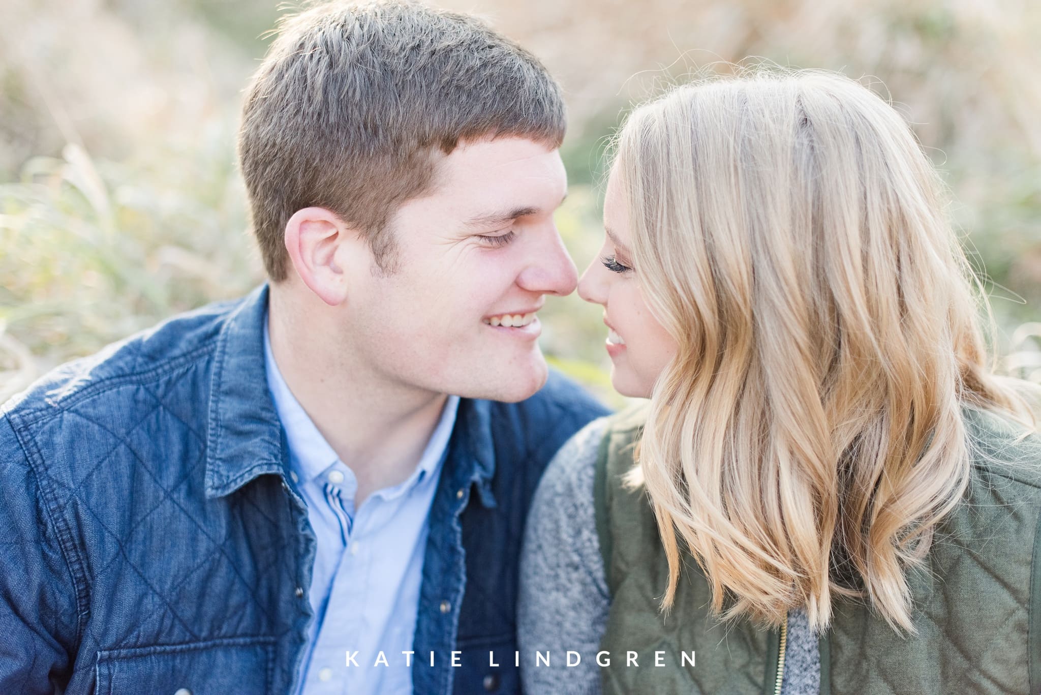 Des Moines Fall Engagement Session