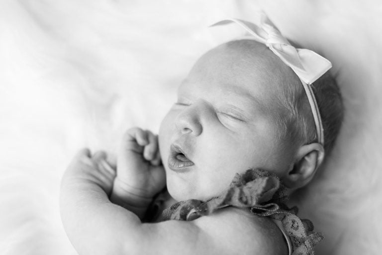 Savannah Grace | Des Moines Newborn Photography