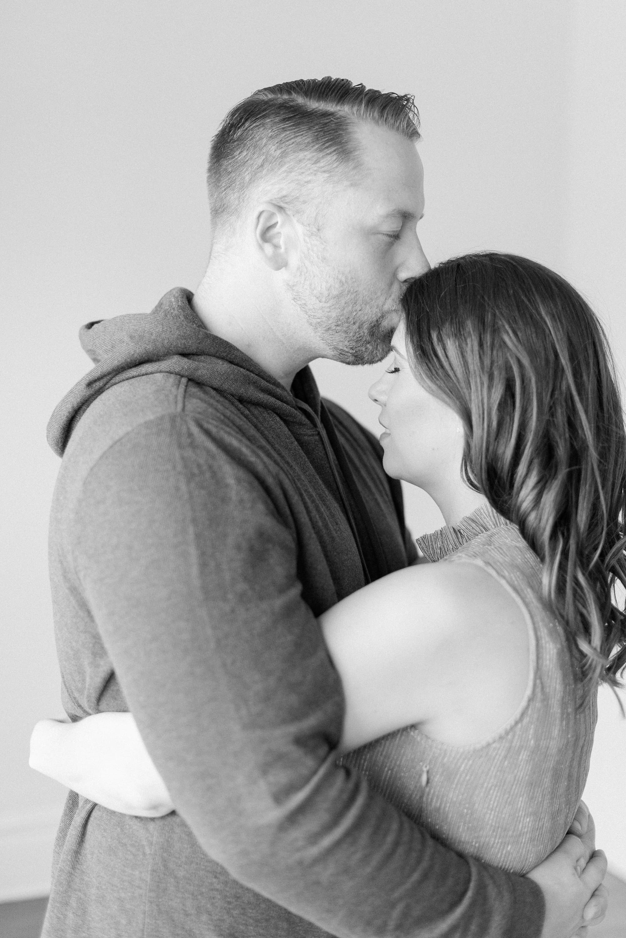 Des Moines Engagement Photographer