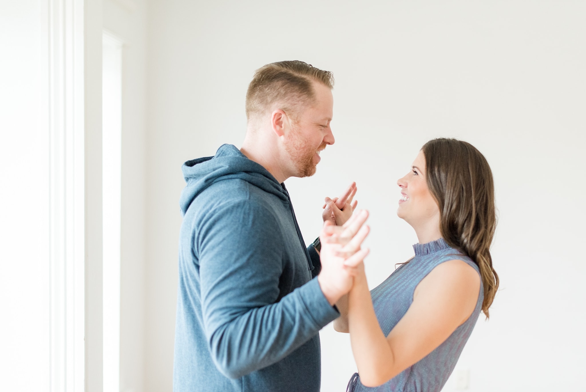 Des Moines Engagement Photographer