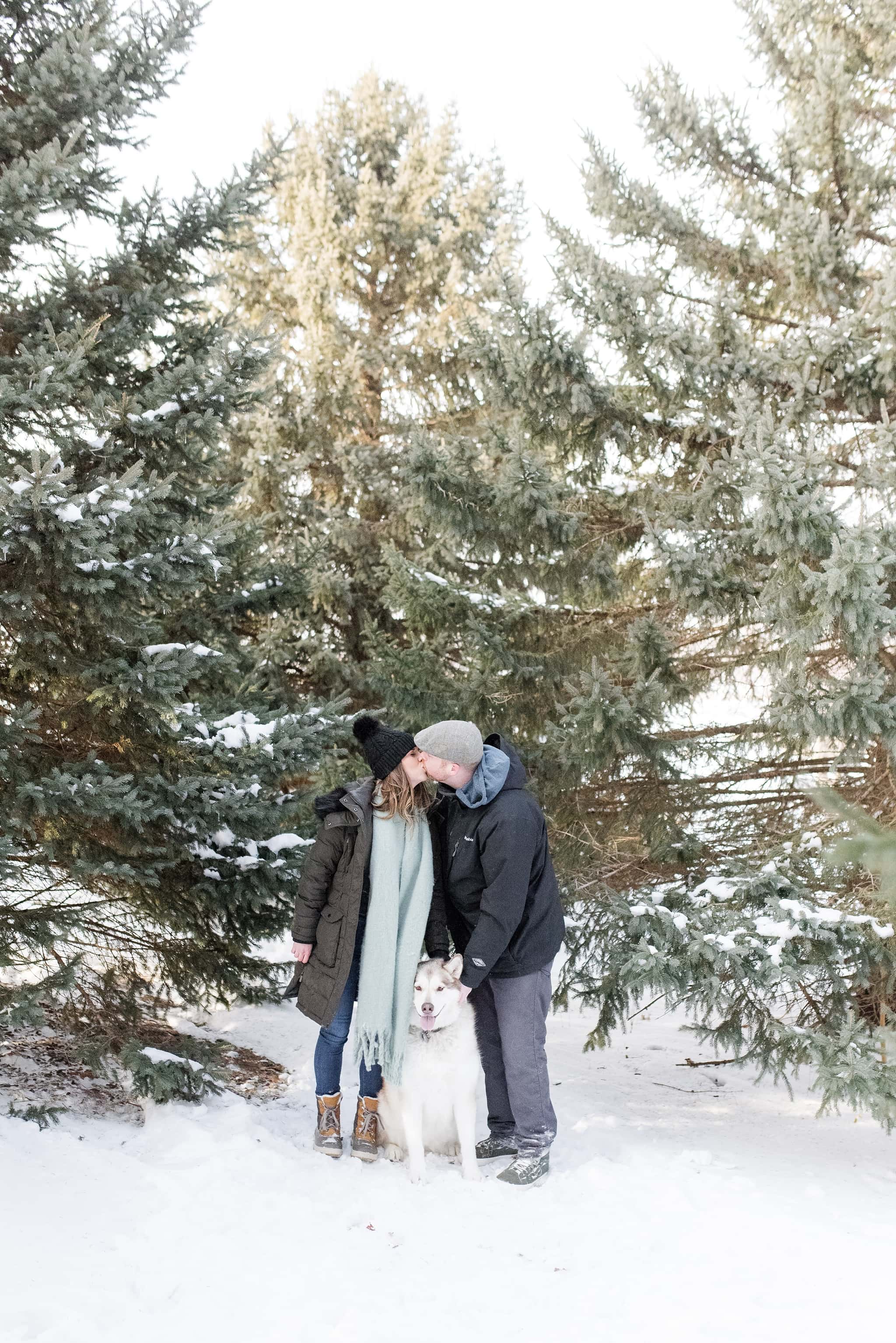 Des Moines Engagement Photographer