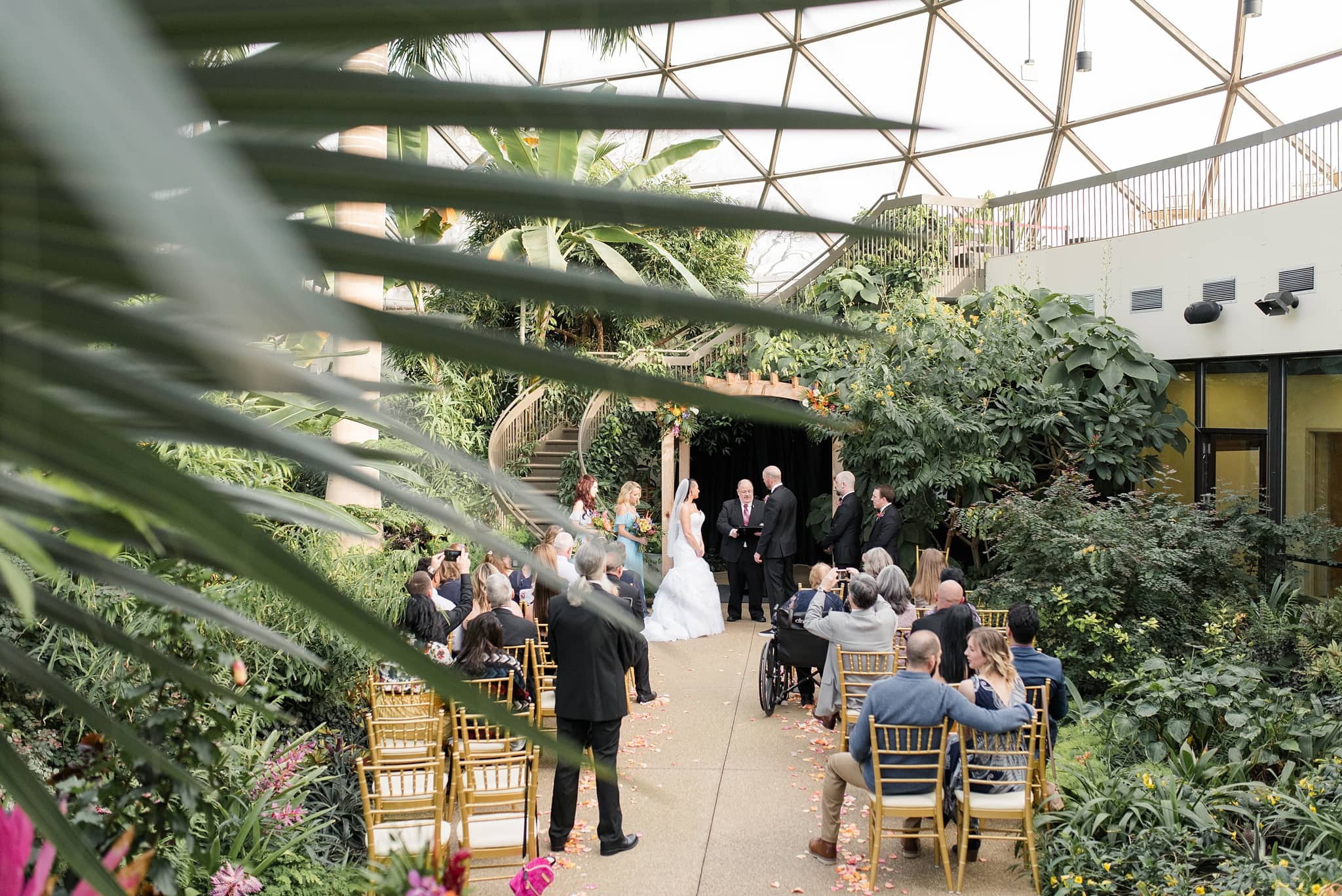 Wedding at the Des Moines Botanical Center