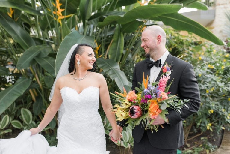 Rachel & Josh | Des Moines Botanical Gardens Wedding