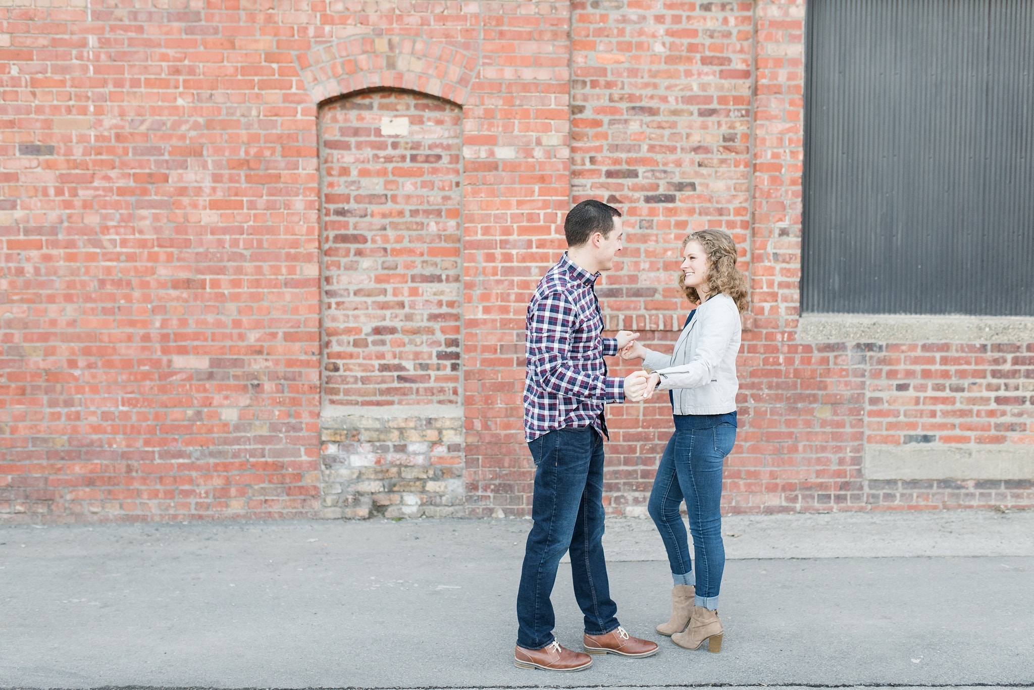 Des Moines Engagement Photographer