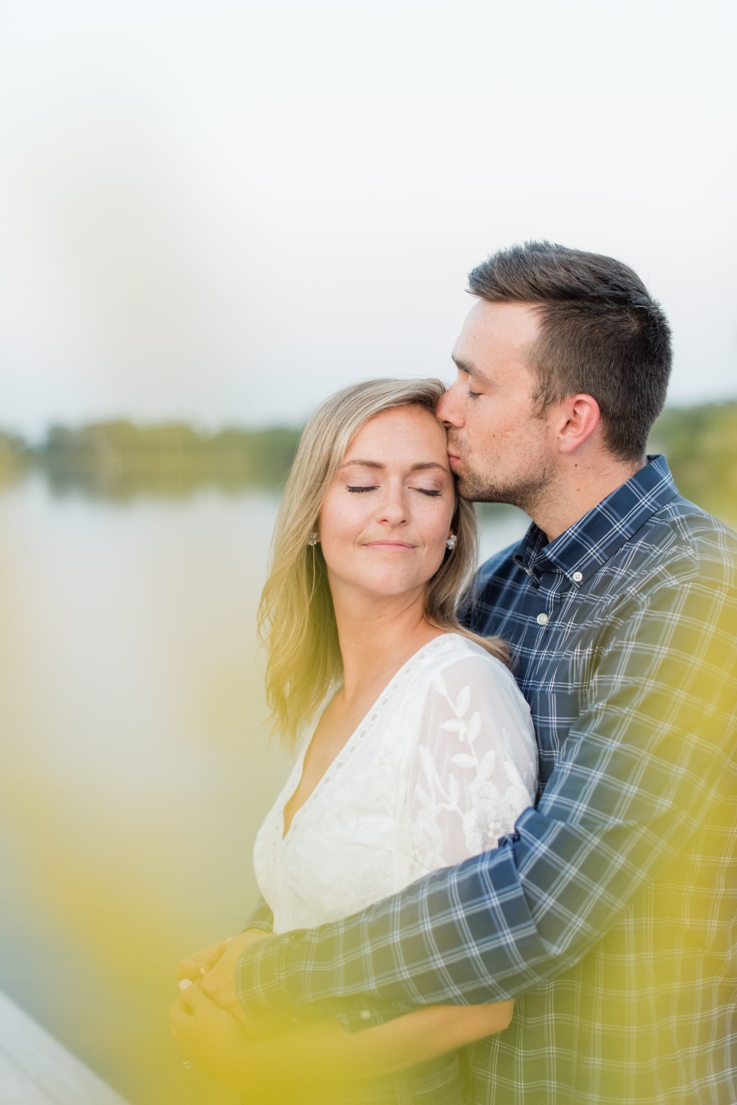 Gray's Lake Engagement Session