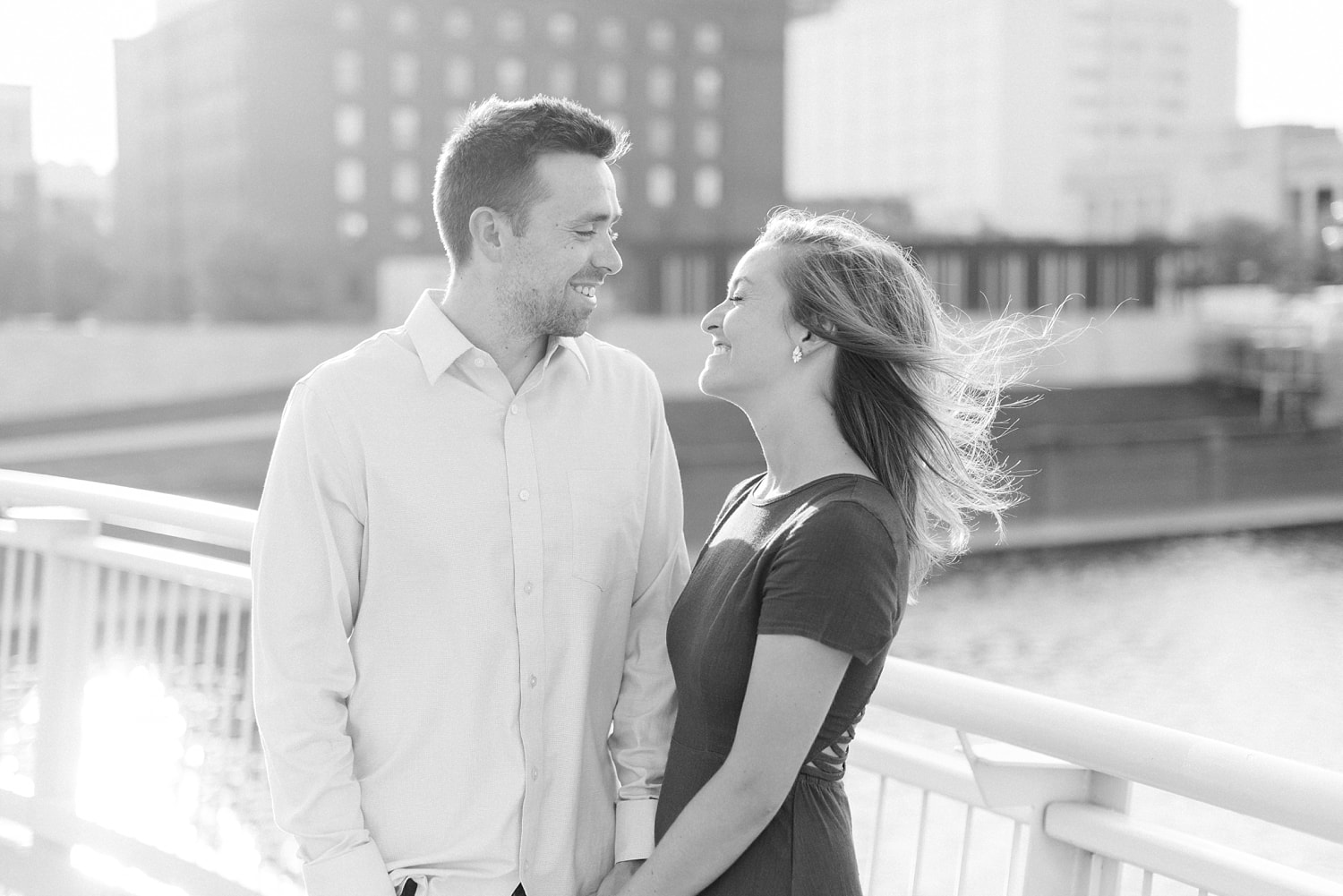 Gray's Lake Engagement Session