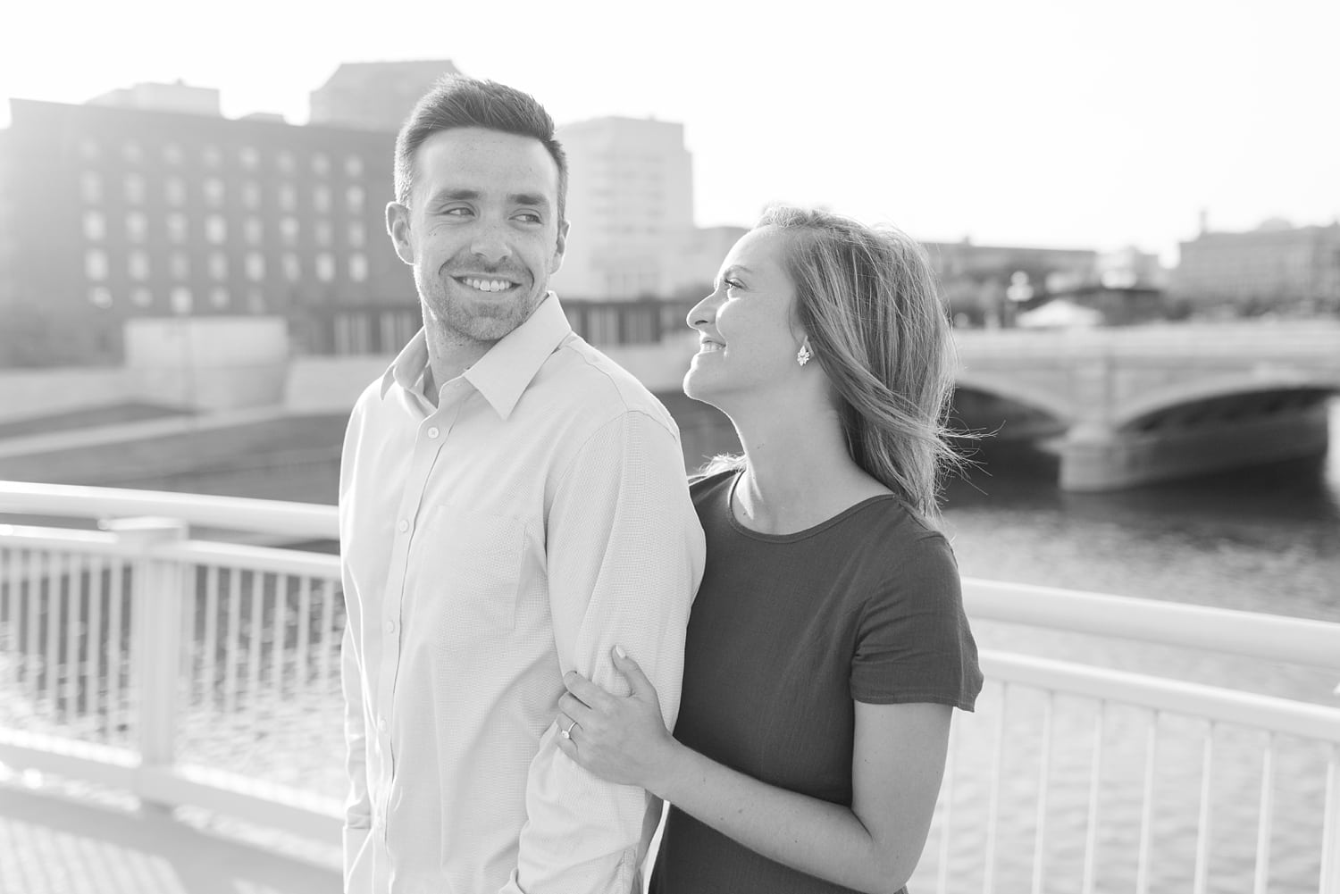 Gray's Lake Engagement Session