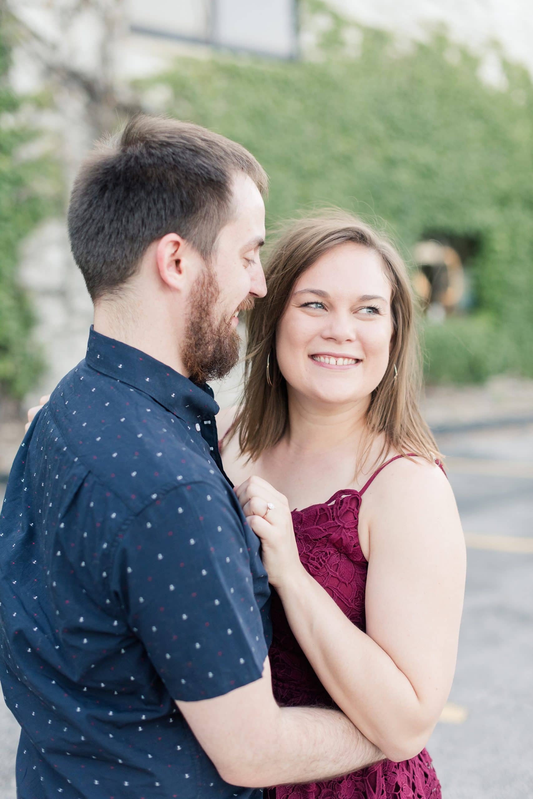 Des Moines Downtown Engagement Session