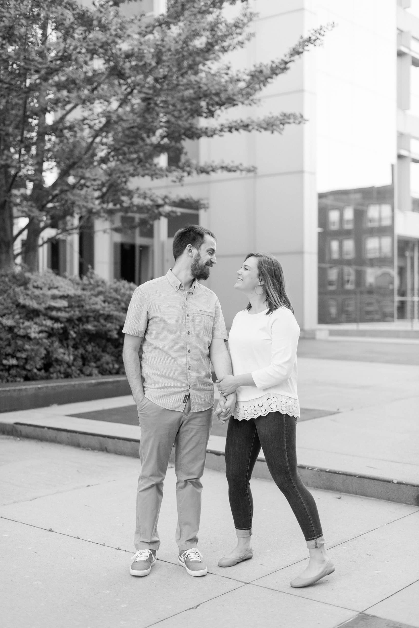 Des Moines Downtown Engagement Session