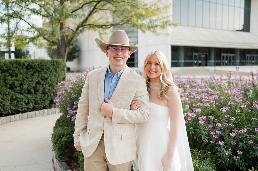 Late Summer Des Moines Engagement Session - Katie Lindgren Photography