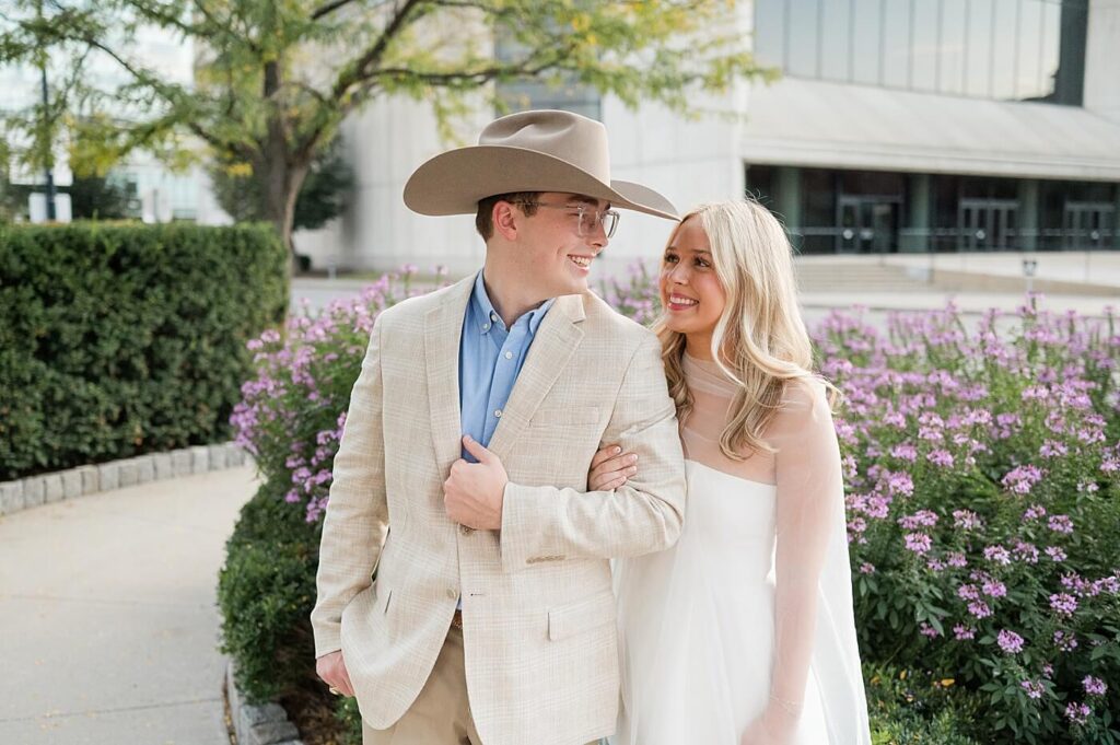 Late Summer Des Moines Engagement Session - Katie Lindgren Photography