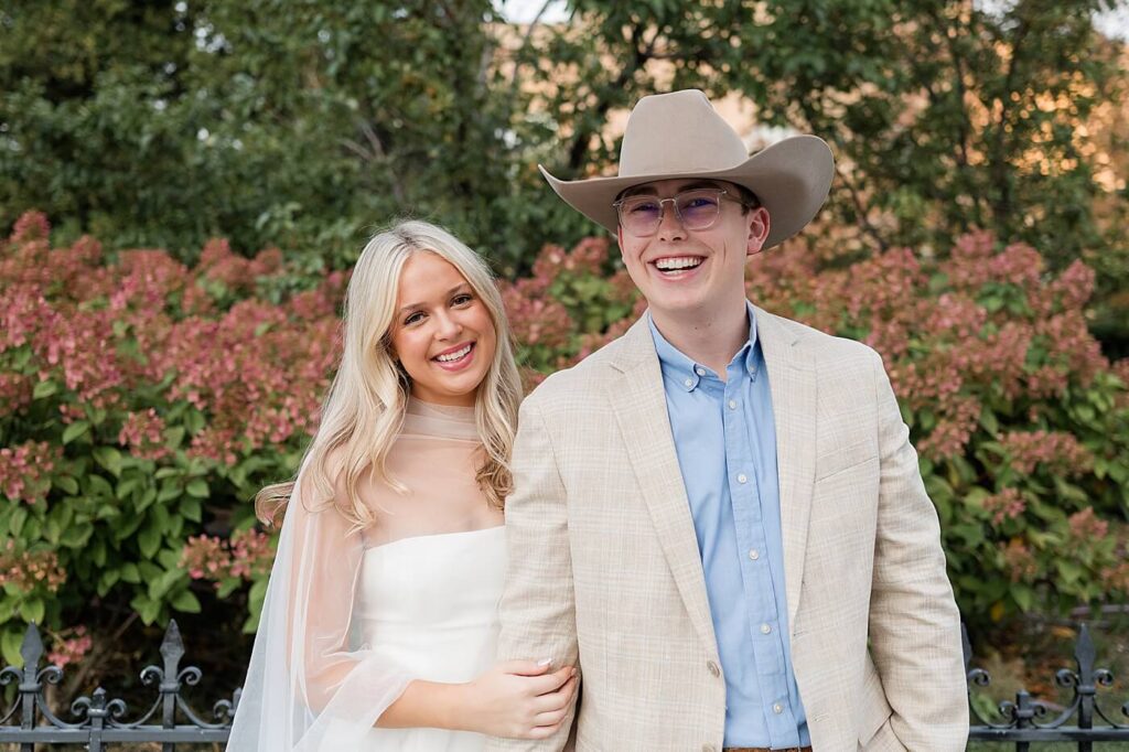 Late Summer Des Moines Engagement Session - Katie Lindgren Photography