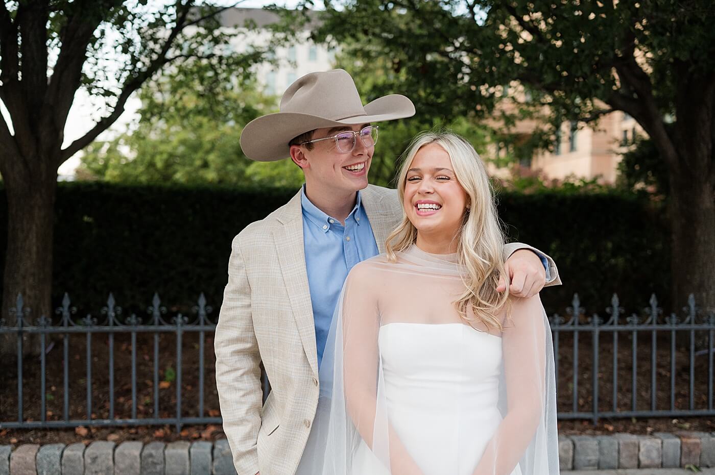 Late Summer Des Moines Engagement Session - Katie Lindgren Photography